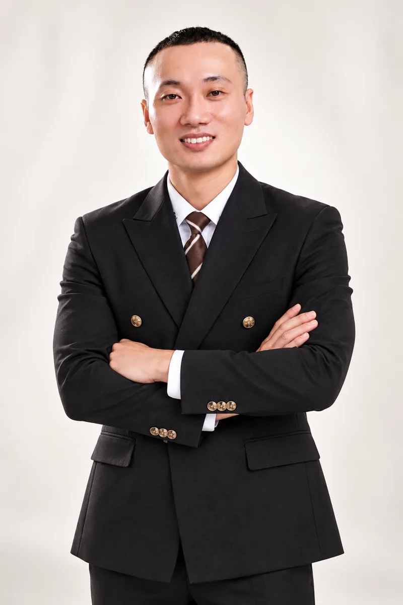 Chân dung Hoàng Đình Kiên, Marketing Agency